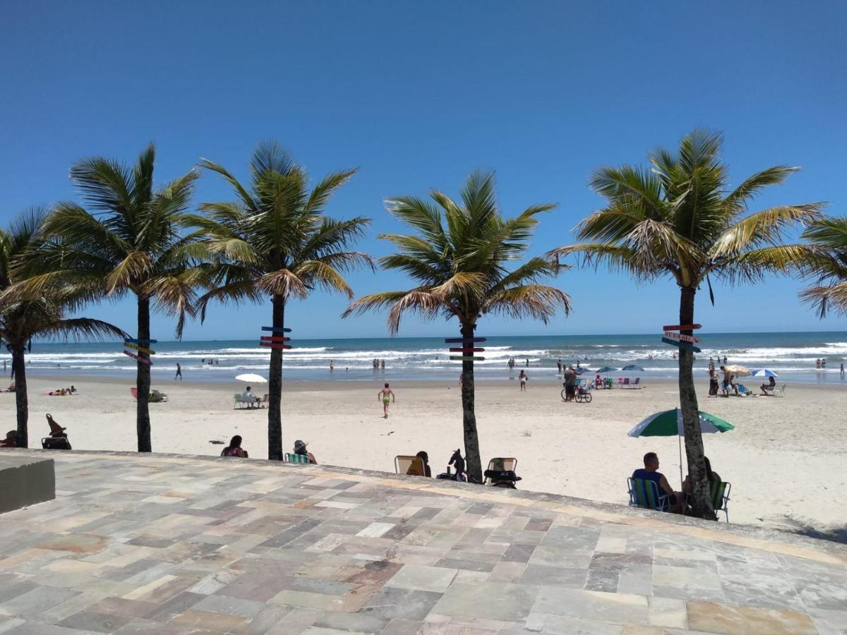 Casa Linda E Aconchegante Com Piscina -Aquecimento Solar O Ano Todo Perto Da Praia Praia Grande  Kültér fotó