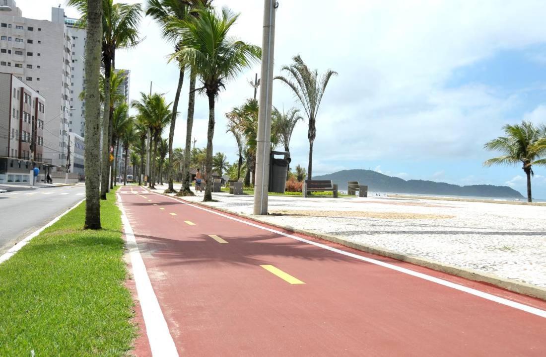Casa Linda E Aconchegante Com Piscina -Aquecimento Solar O Ano Todo Perto Da Praia Praia Grande  Kültér fotó
